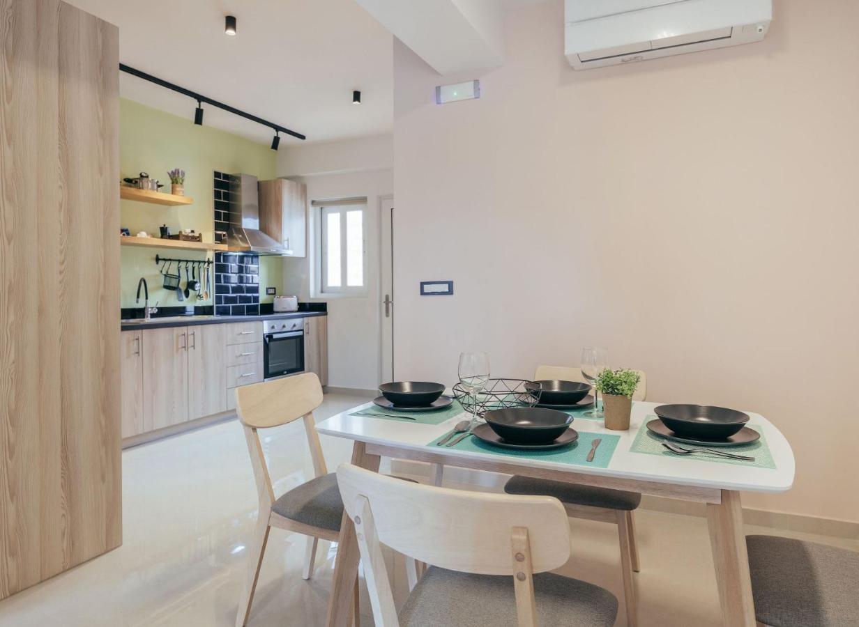 Corner45 Apartments In Kalamaki Center, By Zantewize Екстер'єр фото